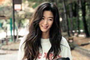 在中国受欢迎的韩国女明星排行榜